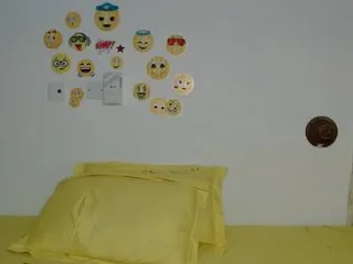 Offline emilyvella on CamSoda