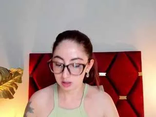 Offline emilywatsonn on CamSoda