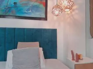 Offline emilywatsonn on CamSoda