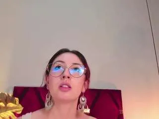 Offline emilywatsonn on CamSoda