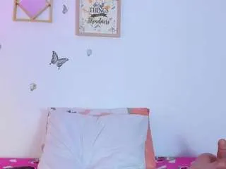 Offline emma-rogerss on CamSoda