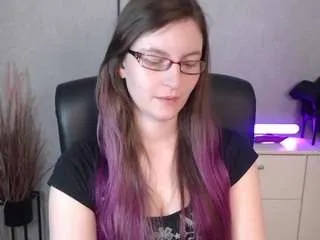 Offline emmatease94 on CamSoda