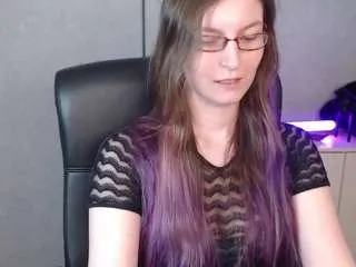 Offline emmatease94 on CamSoda