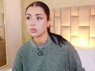 emmatorrees on CamSoda 