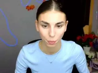 Offline emmigreen on CamSoda