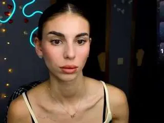 Offline emmigreen on CamSoda