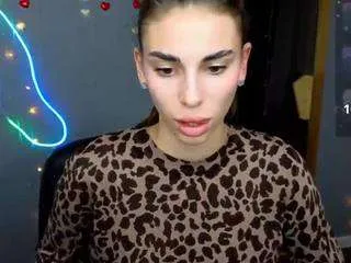 Offline emmigreen on CamSoda