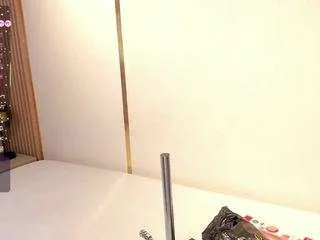 Offline emmihops on CamSoda