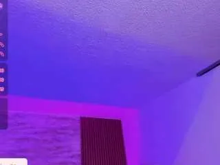 Offline emmy-walker on CamSoda