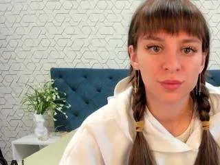 Freechat emy-angel1 on CamSoda