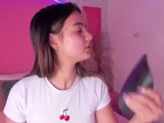 Offline emyliesander on CamSoda