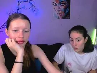 Freechat esma-shine on CamSoda