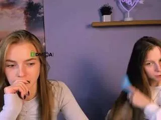 Offline esme-moore on CamSoda