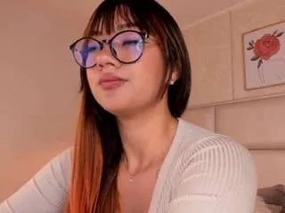 Offline eva-beluccii on CamSoda