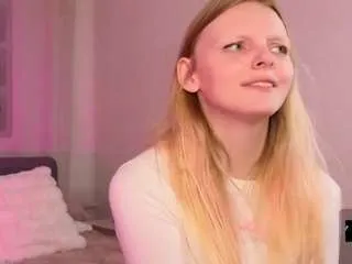 Offline evangel1ne on CamSoda