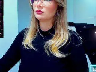 Freechat evelynerosse on CamSoda