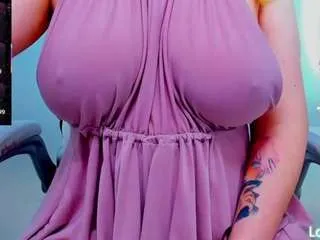 Freechat evelynerosse on CamSoda