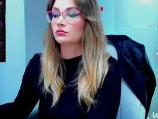 Freechat evelynerosse on CamSoda