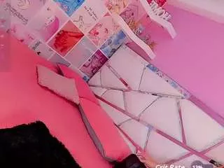 Freechat fanny-leah on CamSoda