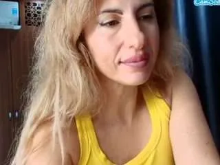 Offline firebirdmia on CamSoda