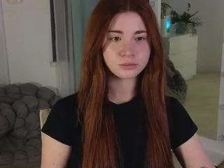 Offline frecklediyana on CamSoda