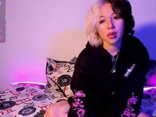 Offline frida-lassi on CamSoda