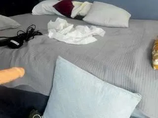 Freechat frodita-dh on CamSoda