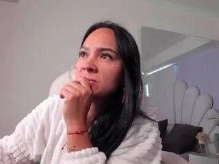 Offline ginebra-ness on CamSoda