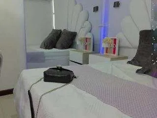 Offline ginebra-ness on CamSoda