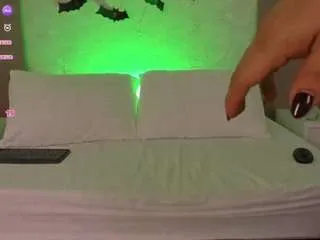 Offline gipsela-gomez on CamSoda