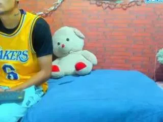 Offline girldiyuju on CamSoda