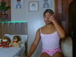 Offline girlstrans on CamSoda