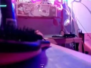 Freechat goddesskd on CamSoda