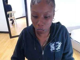 Offline goldenn-ass1 on CamSoda