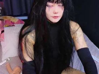 Offline gothxraven on CamSoda