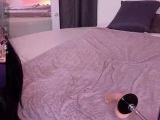 Offline gothxraven on CamSoda