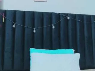 Freechat grettchen on CamSoda