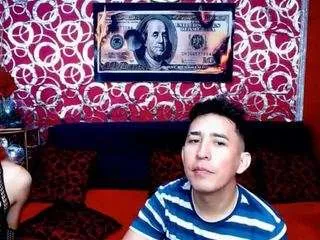 Offline guysmuscle on CamSoda