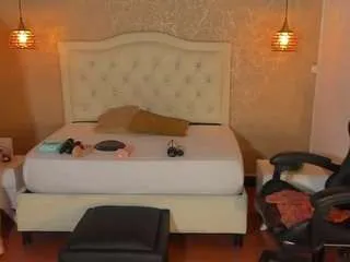 Offline hadley-7 on CamSoda