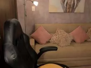 Offline hannacross on CamSoda