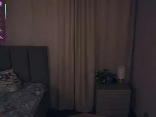 Freechat hannahlella on CamSoda