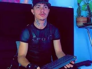 hannilest on CamSoda 