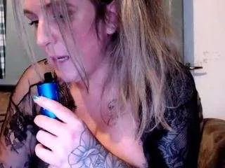 Offline harleyslut69 on CamSoda