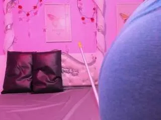 Offline hatsajones on CamSoda