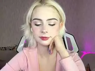 hedwigwintjen on CamSoda