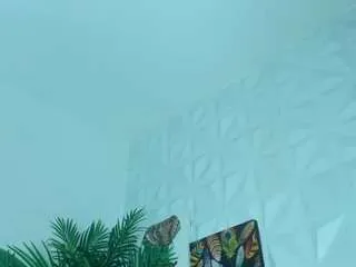 Freechat hellen-sky on CamSoda