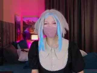 Offline honeypeony on CamSoda