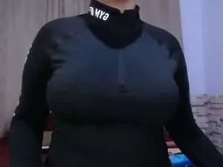 Offline honeypussybiz on CamSoda