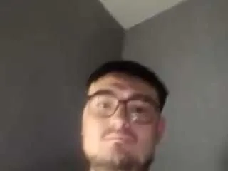 Offline hornyasianman on CamSoda