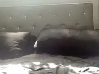 Offline hotpinkcheeto on CamSoda